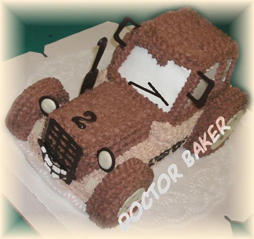 Торт для мальчика с трактором из мастики