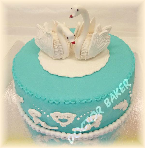 Лебеди из мастики на торт свадебный